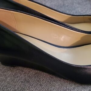 Michael Kors wedge toe with bow